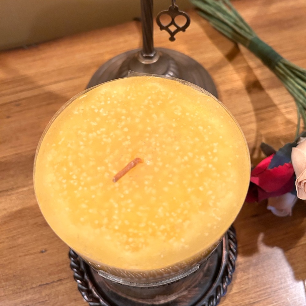 Candle with bronze tray - Picture 2 of 4
